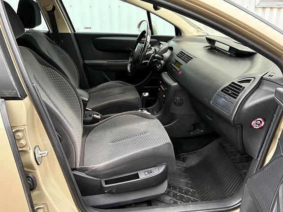 Citroen C4 12 of 15