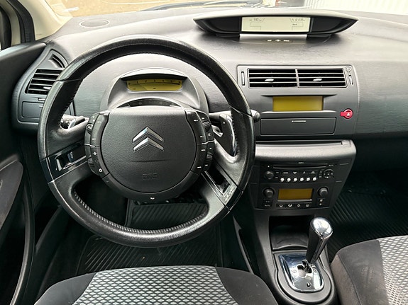 Citroen C4 14 of 15