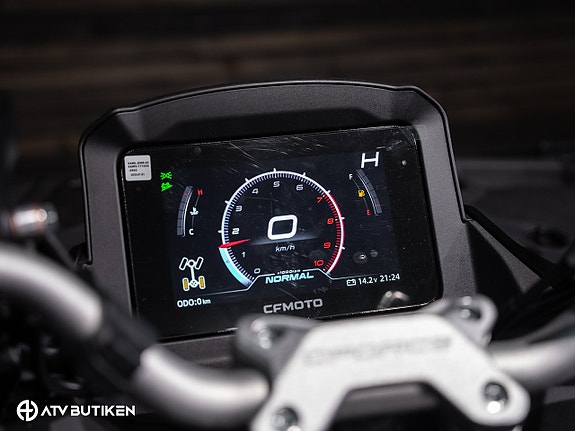 CFMOTO CFORCE  850 BLACK EDITION -Kampanj 15 of 23
