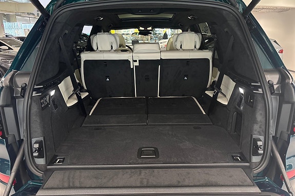 BMW X7 10 of 21