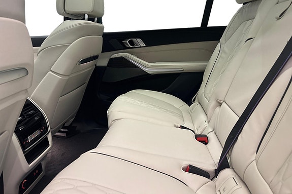 BMW X7 11 of 21