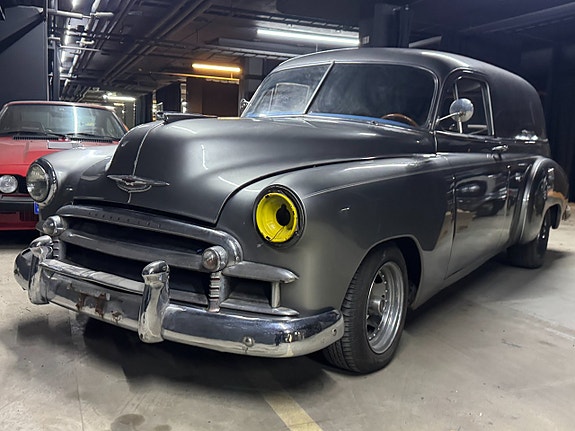 Chevrolet Panel Truck 5 of 5