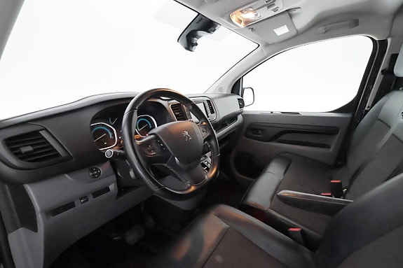 Peugeot e-Expert 10 of 23