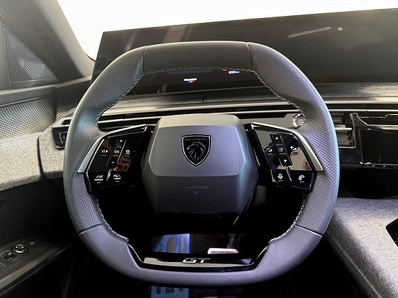 Peugeot 5008 7 of 15