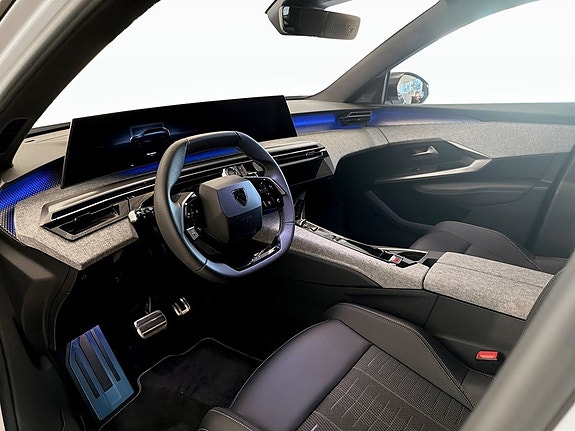 Peugeot 5008 5 of 5