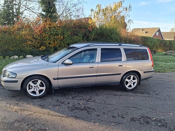 Volvo V70 a-traktor, bensin, manuell