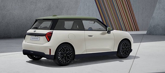 MINI Cooper E 7 of 16