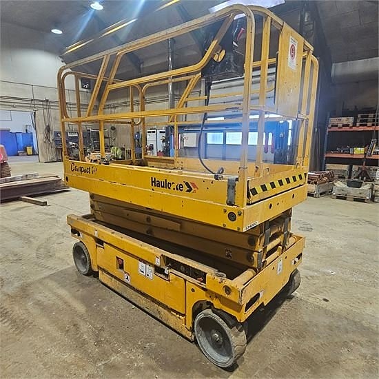Haulotte Ciseaux Compact 10 - 10 m 7 of 22