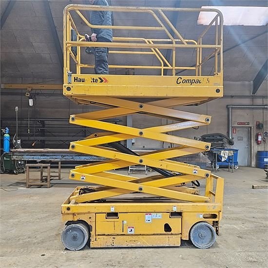 Haulotte Ciseaux Compact 10 - 10 m