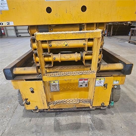 Haulotte Ciseaux Compact 10 - 10 m 16 of 22