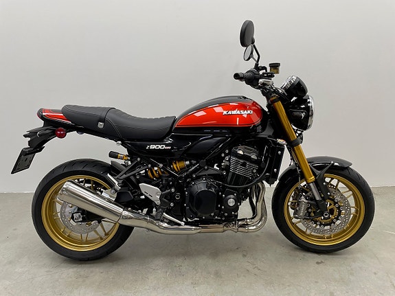 Kawasaki Z900 RS 2 of 9