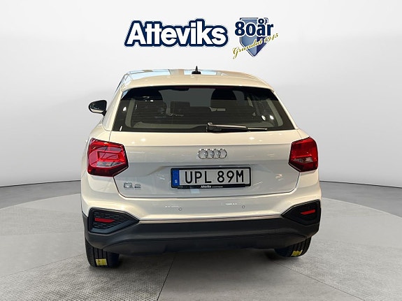 Audi Q2 4 of 5