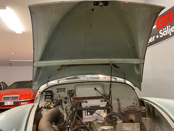 Morris Minor 14 of 25