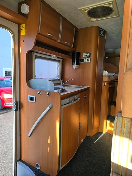 Elnagh Duke 530 L *Långbäddar *Stort garage *8150 mil 14 of 24