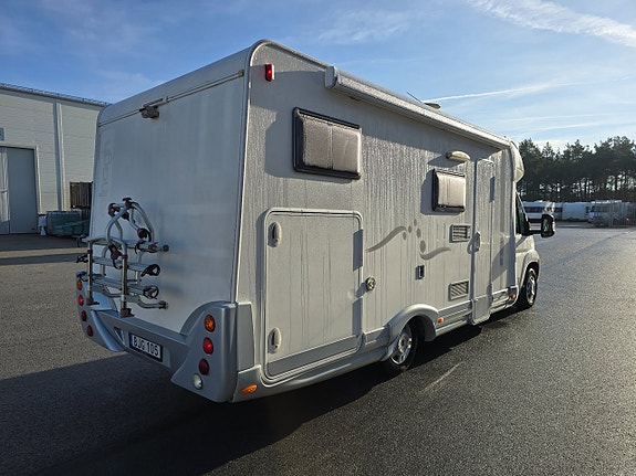 Elnagh Duke 530 L *Långbäddar *Stort garage *8150 mil 3 of 5