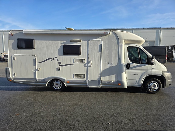 Elnagh Duke 530 L *Långbäddar *Stort garage *8150 mil 2 of 5