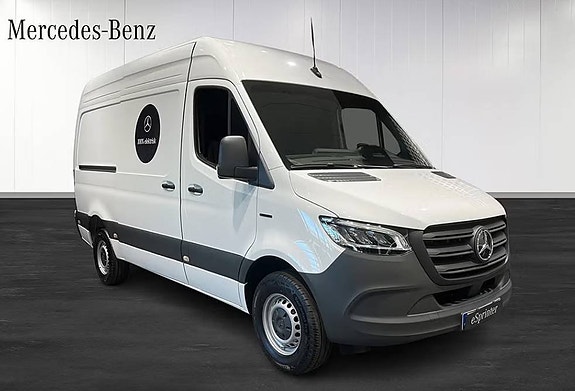Mercedes-Benz eSprinter 414 2 of 7