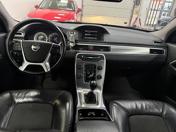 Volvo V70 6 of 21