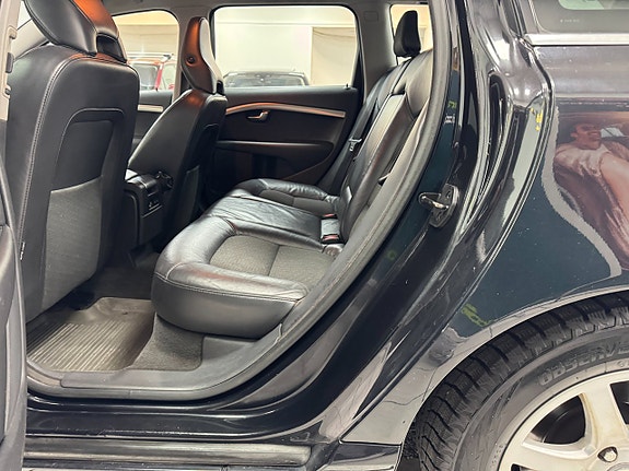 Volvo V70 14 of 21