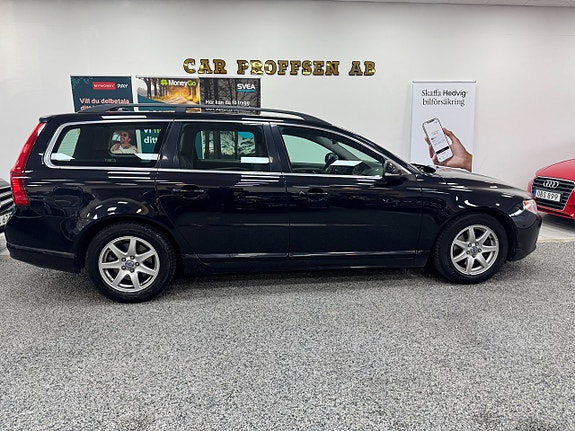Volvo V70 5 of 21