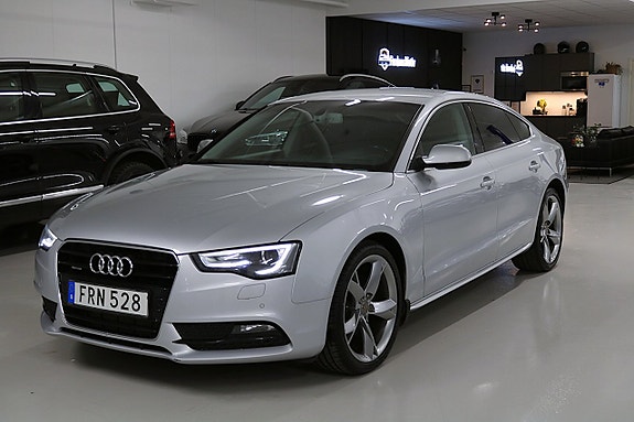 Audi A5 2 of 23