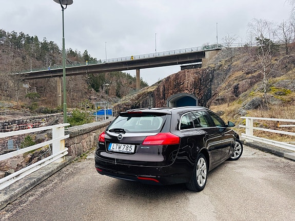 Opel Insignia 4 of 5