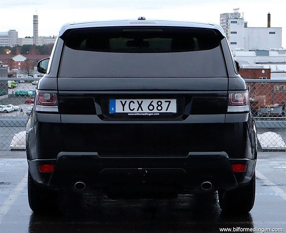 Land Rover Range Rover Sport 13 of 16