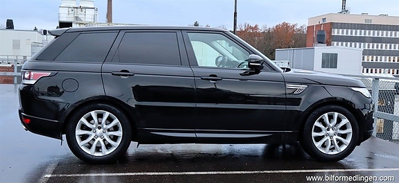 Land Rover Range Rover Sport 16 of 16