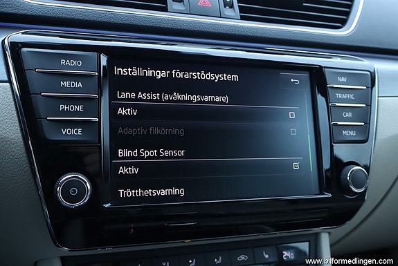 Skoda Superb 18 of 27