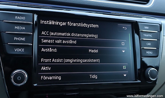 Skoda Superb 17 of 27