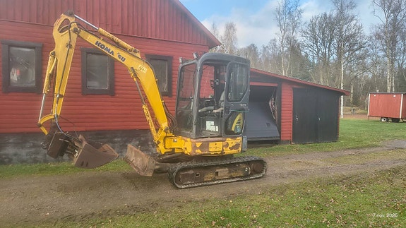 Minigrävare 3500kg 2 skopor