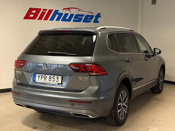 Volkswagen Tiguan Allspace 3 of 5