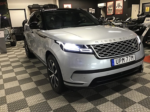 Land Rover Range Rover Velar 2 of 5