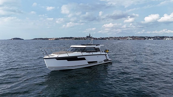 Aquador 300 HT | Yanmar 370 | 2024