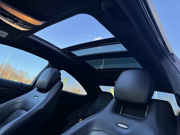 Mercedes-Benz C63 15 of 27