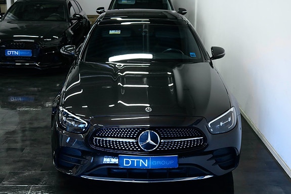 Mercedes-Benz E300 6 of 29