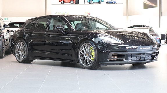 Porsche Panamera 4