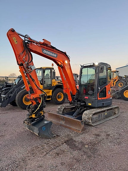 Doosan DX62  / Rotor med Grip / 3 skopor