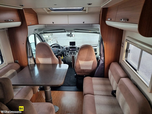Adria Matrix M 650 SK Våningssäng Endast 5700 mil Mycket välutrustad 9 of 21