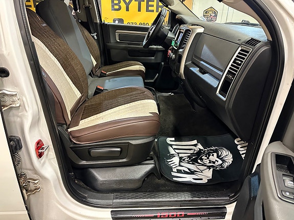 Dodge Dodge Ram 5.7 1500 bigHorn 6 sits dragkrok 8 of 18