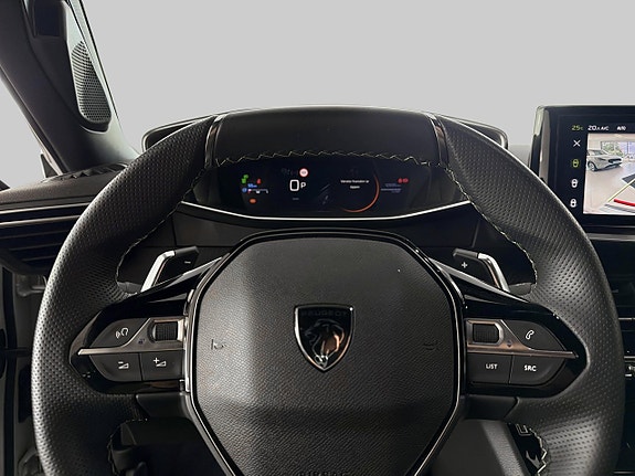 Peugeot 2008 10 of 23