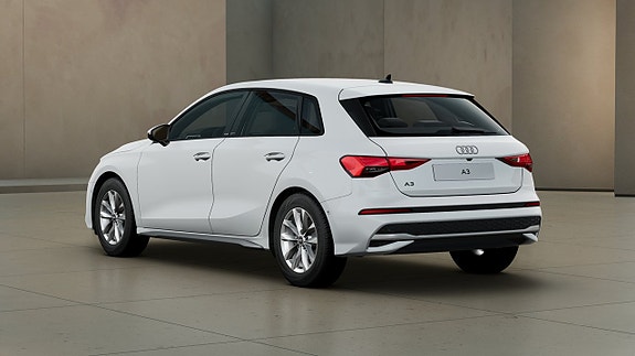 Audi A3 4 of 11