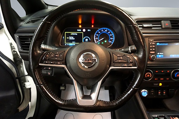 Nissan Leaf 10 of 11