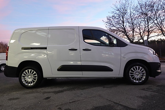 Toyota Proace City 3 of 5