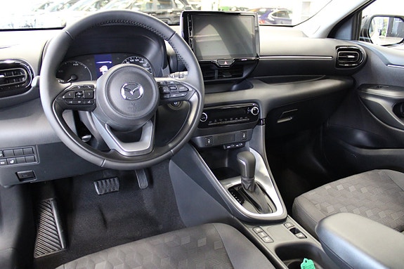 Mazda 2 10 of 16