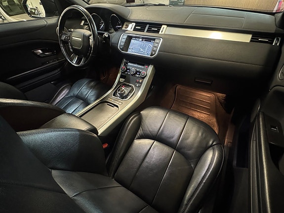 Land Rover Range Rover Evoque 14 of 23