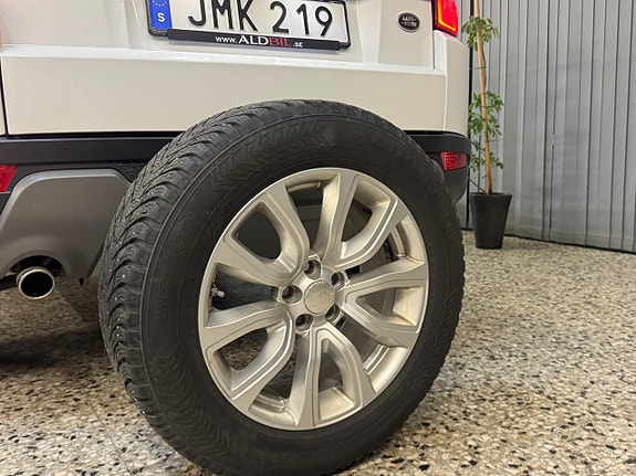 Land Rover Range Rover Evoque 8 of 23