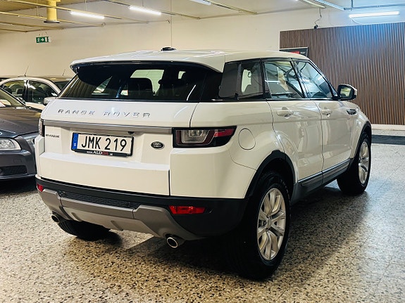 Land Rover Range Rover Evoque 6 of 23