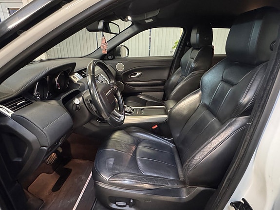 Land Rover Range Rover Evoque 9 of 23