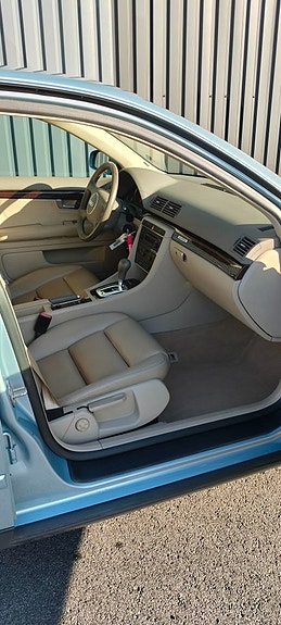 Audi A4 12 of 26
